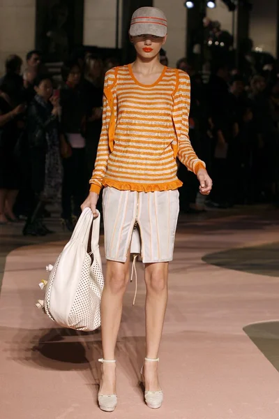 Look 5